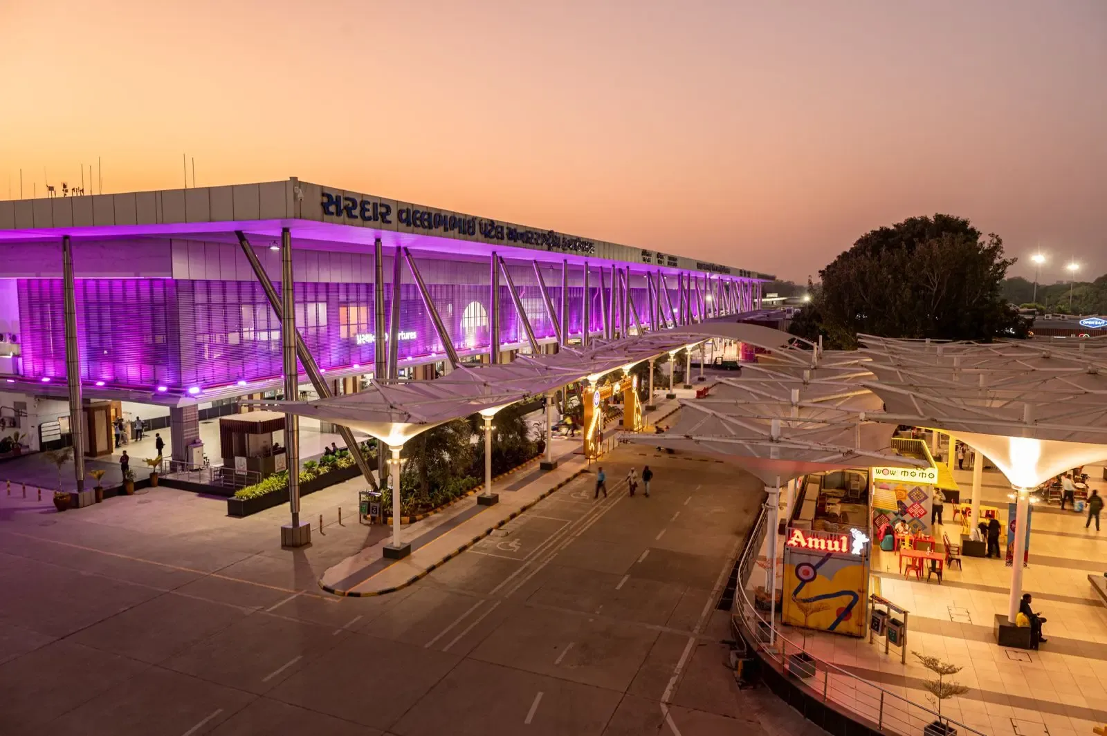 India's Airport Passenger Traffic Set to Reach New Heights of 440-450 Million by FY26
