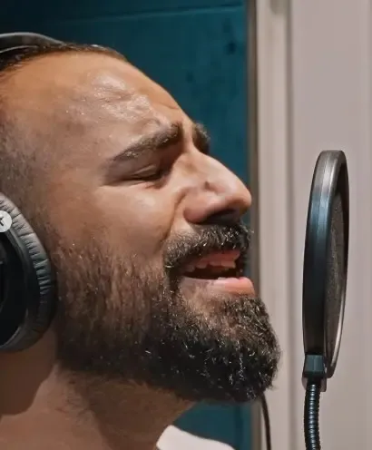 फहीम अब्दुल्ला की आवाज का जादू: करण जौहर ने कहा- 'चांद मेरा दिल' के लिए यह आवाज है बेमिसाल