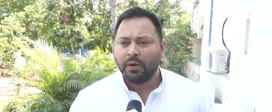 AK-47 fired at students in Bihar Bandh: Tejashwi calls suspension 'token gesture'