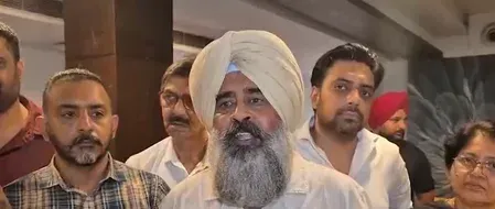 परगट सिंह का AAP पर हमला: 'आलोचना दबाने के लिए BJP के तरीके अपना रही आप सरकार'