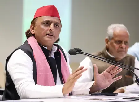 Is Akhilesh Rallying Citizens Against the UP Government's Plans for Janeshwar Mishra Park?