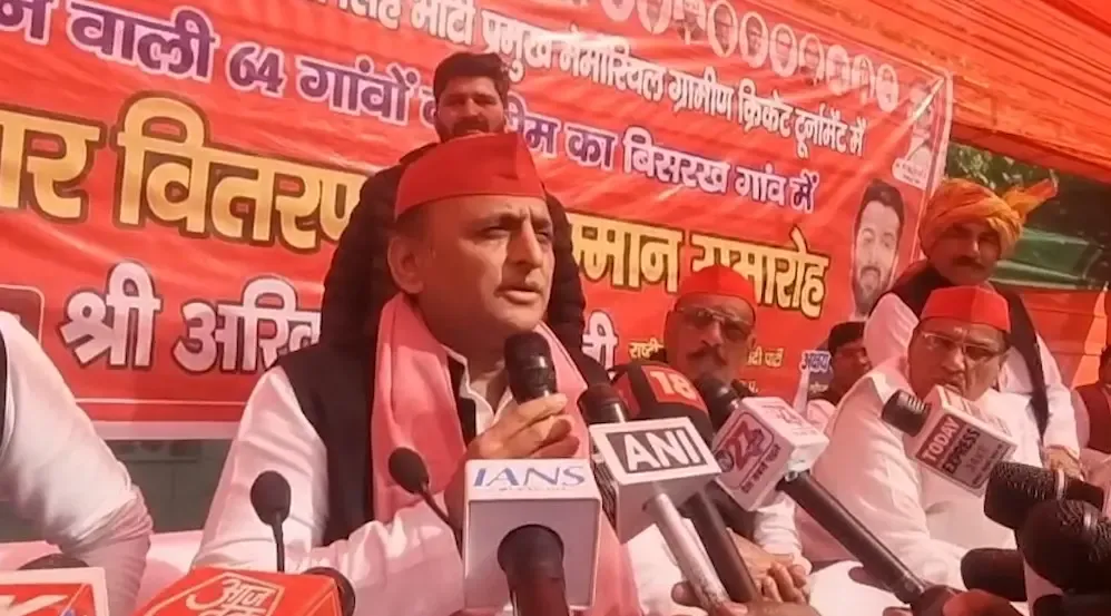 What Did Akhilesh Yadav Say About Pollution and the SIR Exercise?
