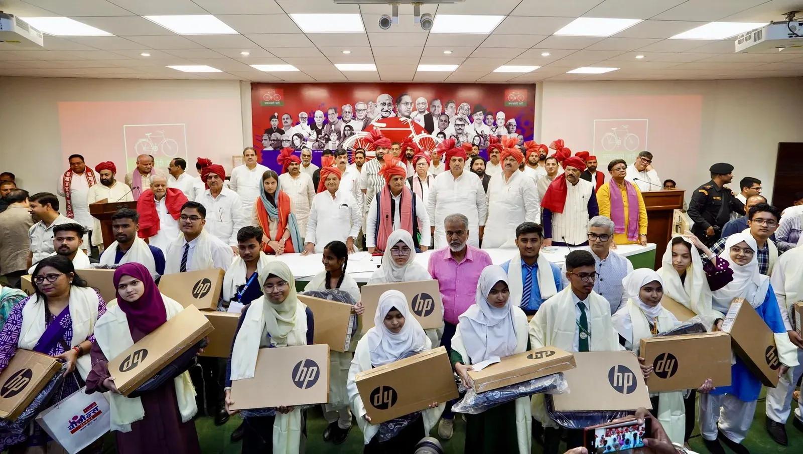 Akhilesh Yadav backs skilled youth as foundation of progress