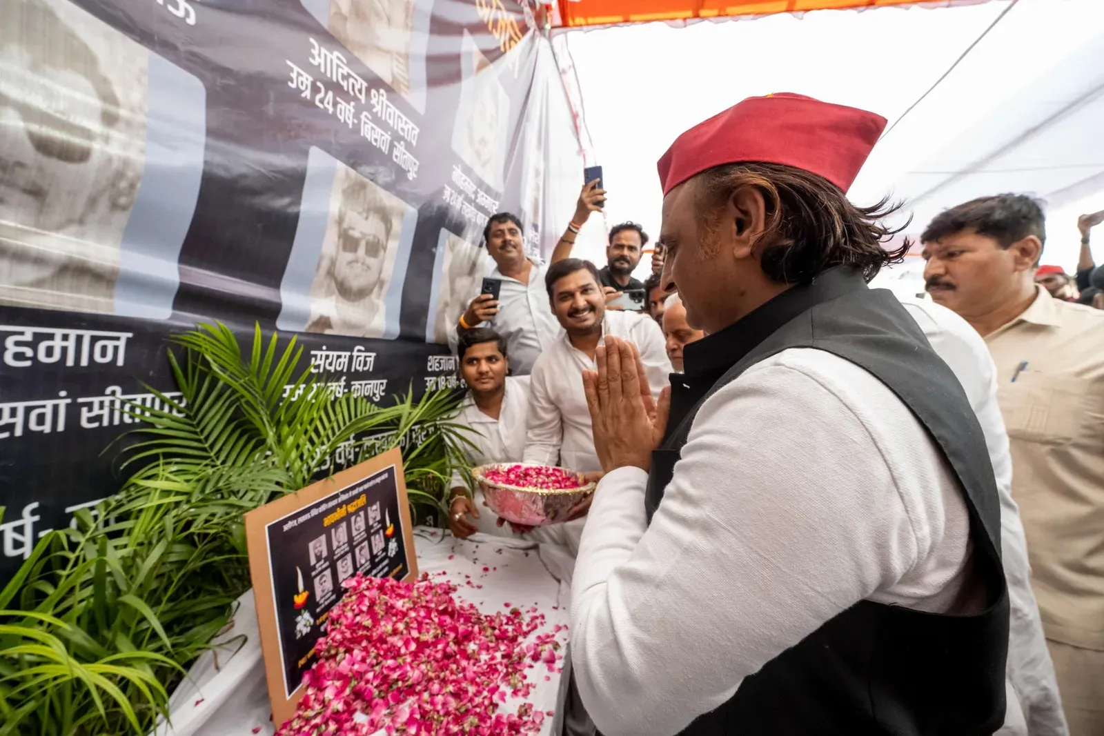 Akhilesh Yadav calls for end to repeat hospital fires after KGMU incident