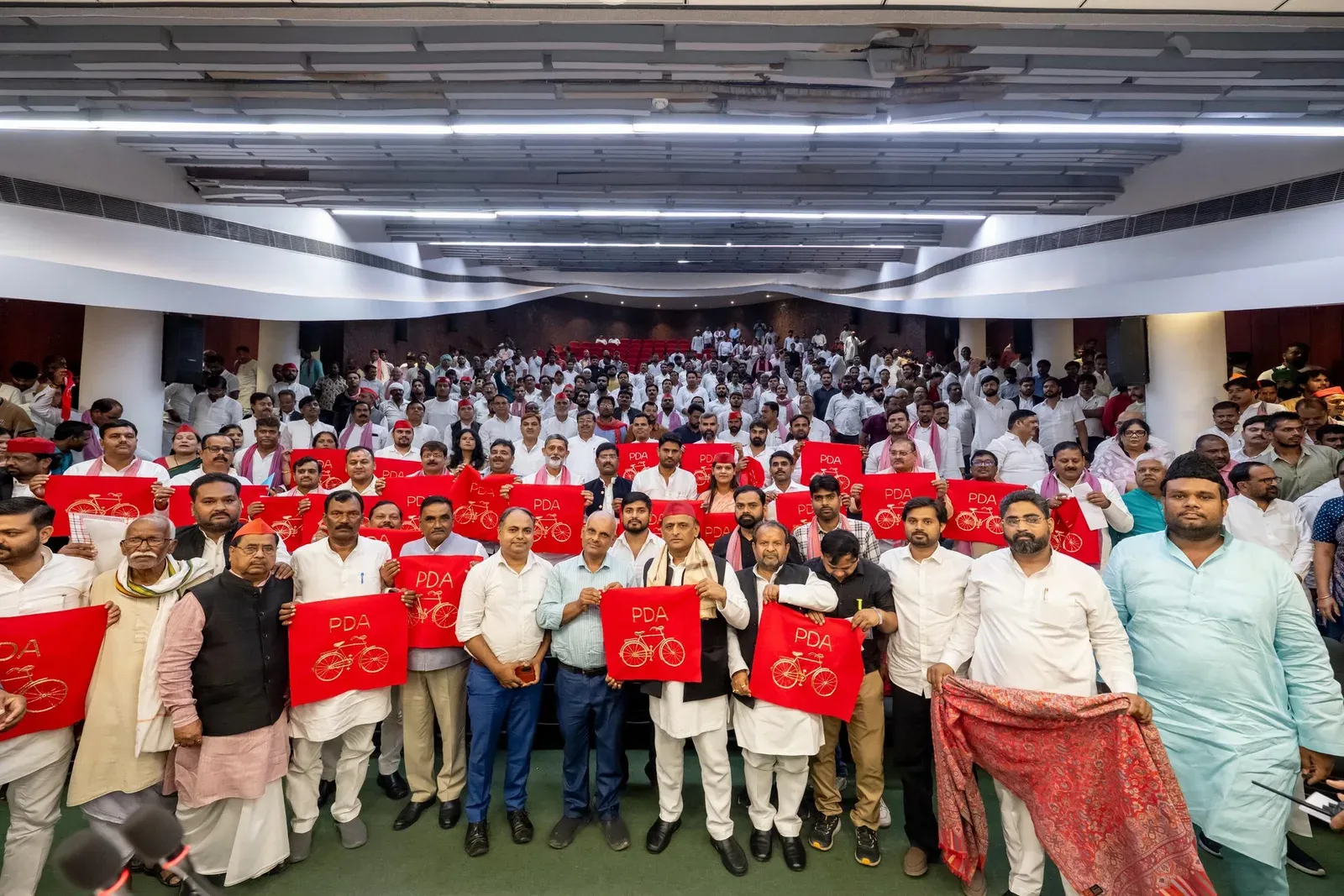 Akhilesh Yadav calls for freedom from BJP's 'negative politics' from Aug 15