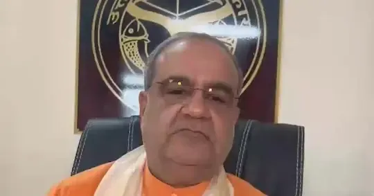 अखिलेश की ₹51,000 वाली घोषणा पर BJP का पलटवार: 'जनता गुमराह नहीं होगी'