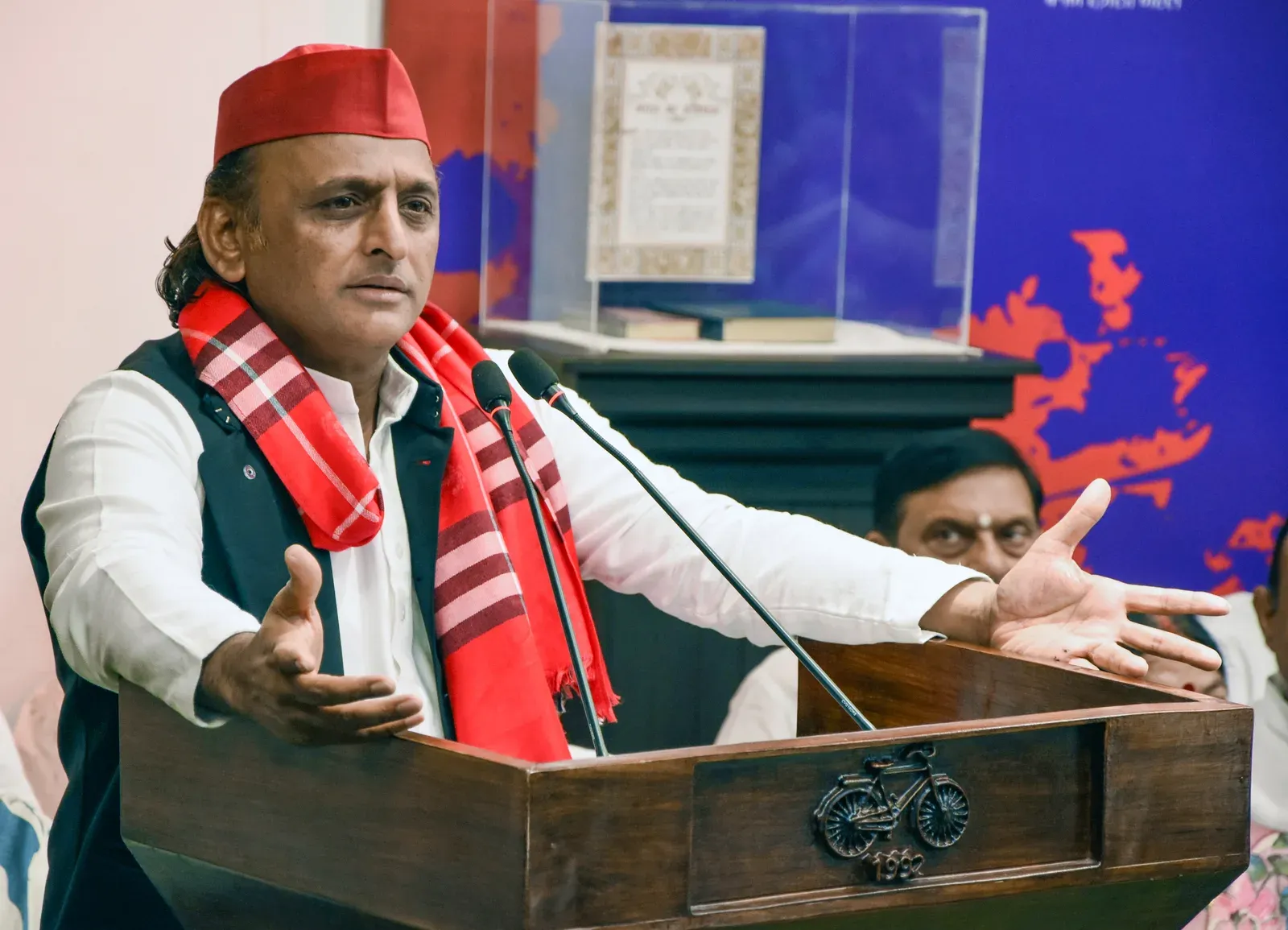 Akhilesh Yadav demands CDR probe in Ram Temple theft, UP ministers hit back