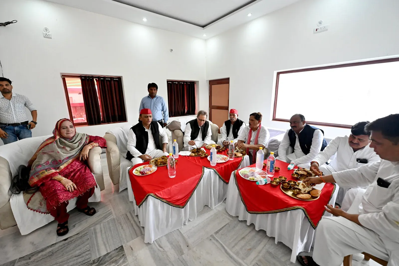 Akhilesh Yadav Shares Images on X in Latest Digital Outreach