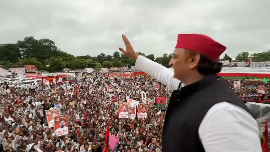Akhilesh Yadav Thanks Raebareli in Brief Post