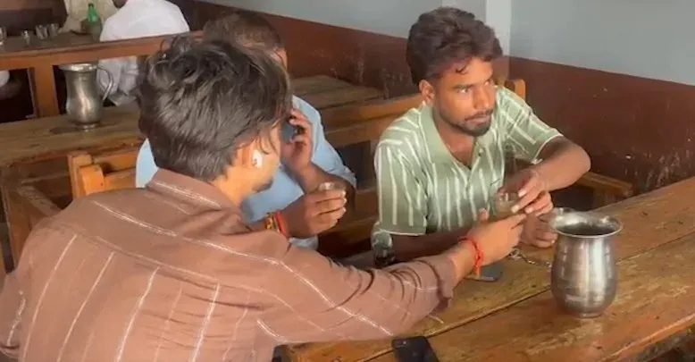 Rahul Gandhi's 'Dalit cup' claim rejected by Maharajganj tea stall customers