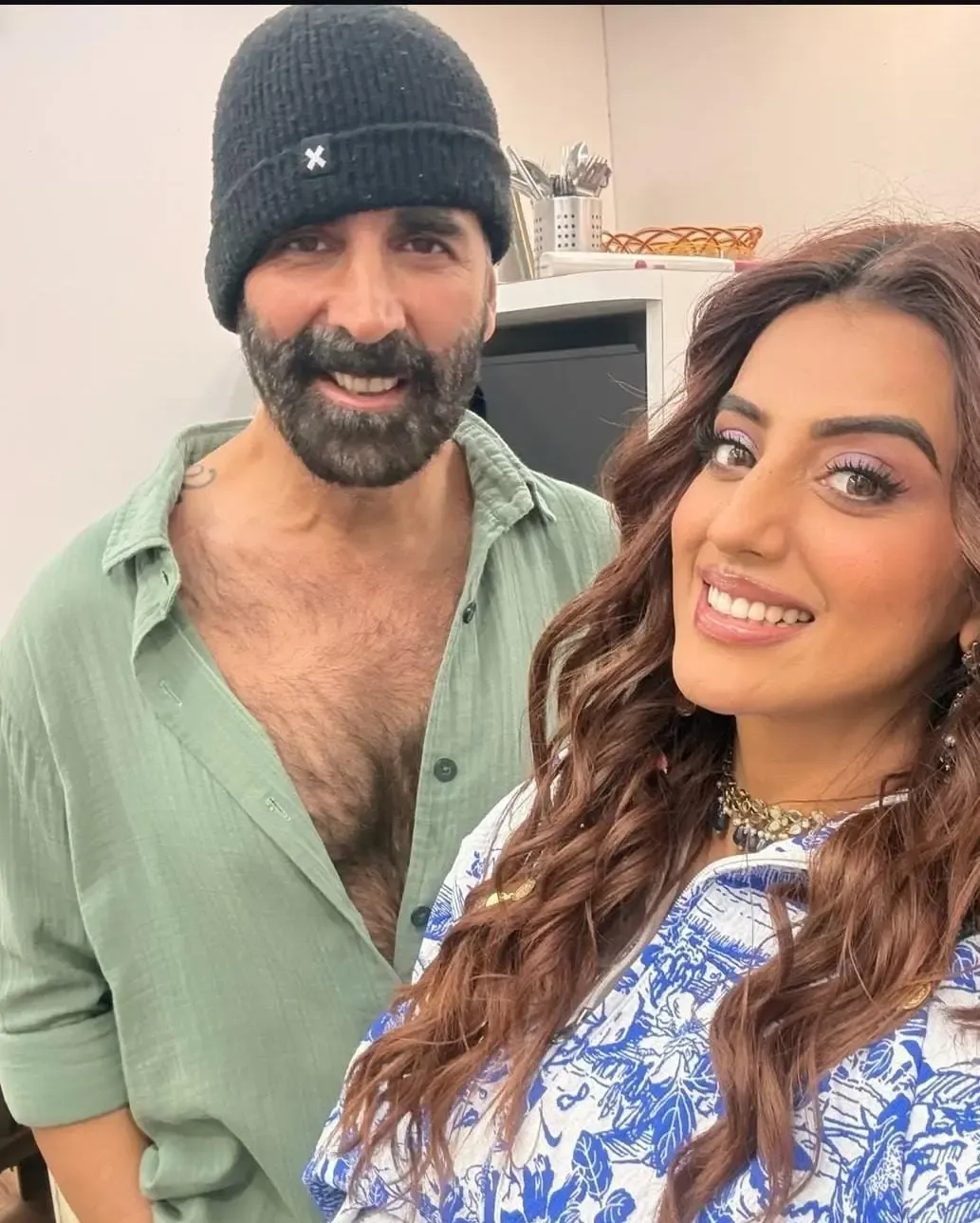 What Surprise Awaits? Akshara Singh's Selfie with Akshay Kumar Sparks Curiosity