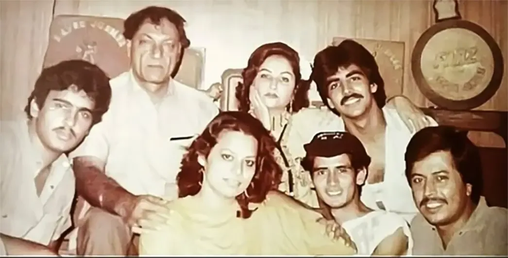 Did Akshay Kumar Pay Tribute to His Guru Madhumati After Her Demise?