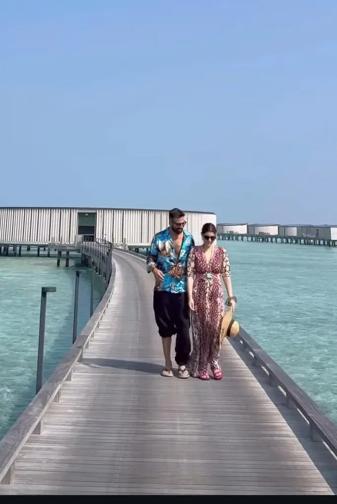 Akshay Kumar Admits He Falls for Twinkle Khanna Every Day