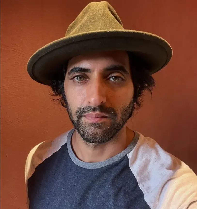 Is Akshay Oberoi's ‘Checklist Complete’ with SRK’s ‘King’?