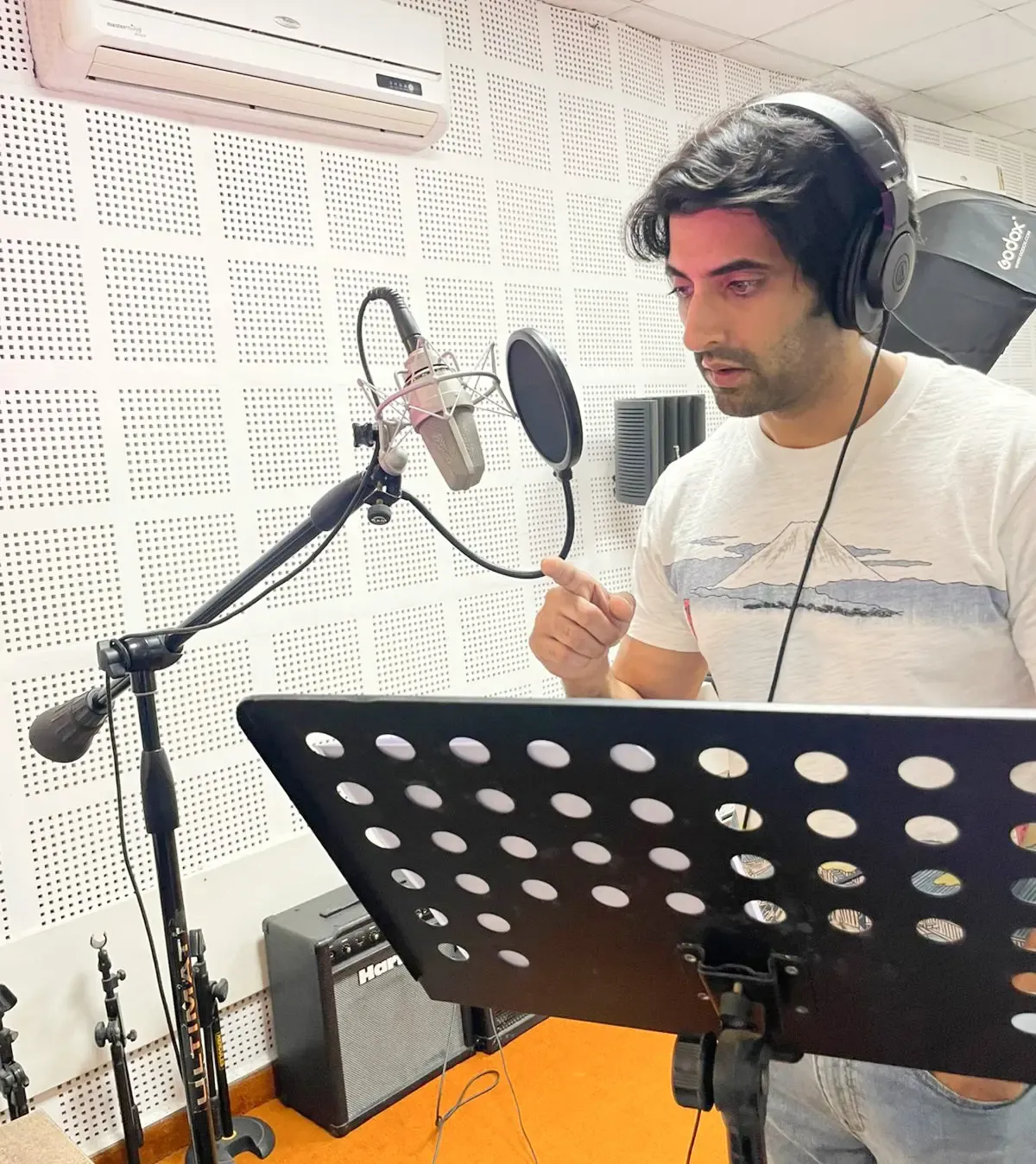 Akshay Oberoi Completes Dubbing for 'Two Zero One Four' While Filming 'Love Lottery' in Dehradun
