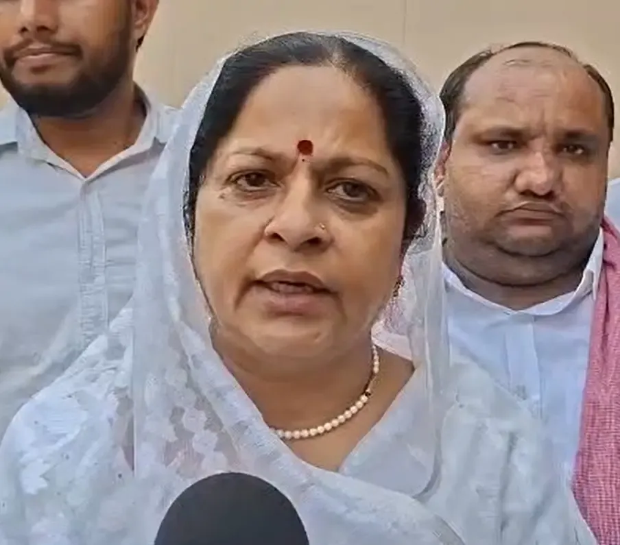 क्या अल-फलाह यूनिवर्सिटी और आजम खान पर कार्रवाई दुर्भाग्यपूर्ण है? : रुचि वीरा