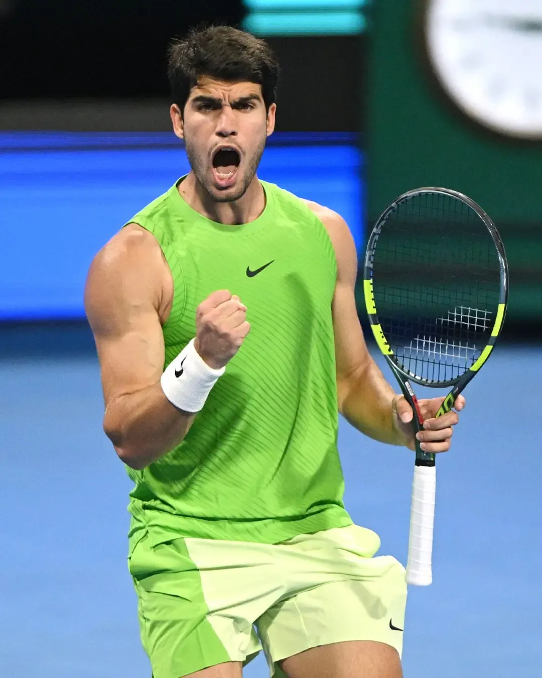 How Did Alcaraz Secure His QF Spot Against Khachanov in Doha?