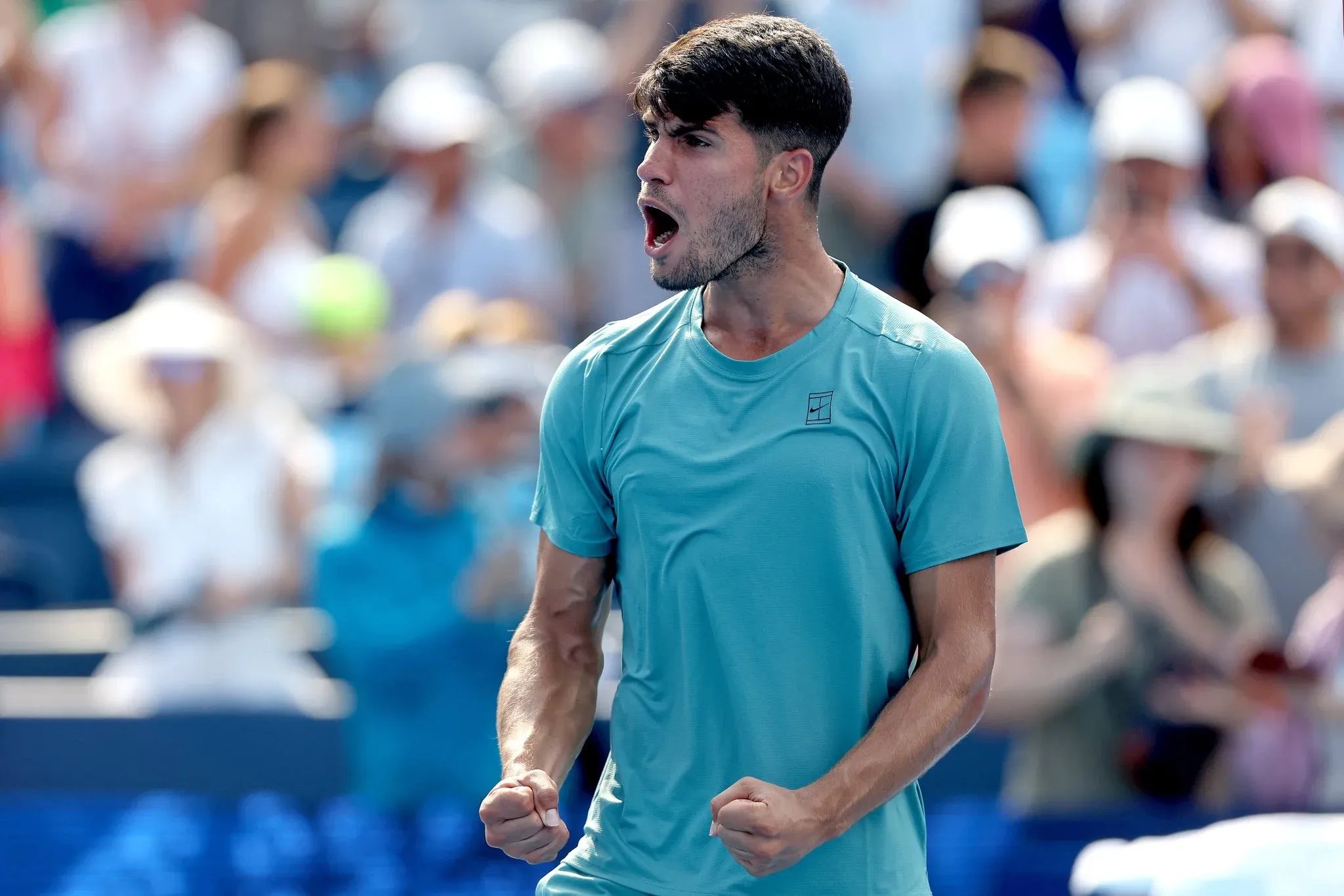 How Did Alcaraz Achieve His 50th Win Against Medjedovic in Cincinnati?