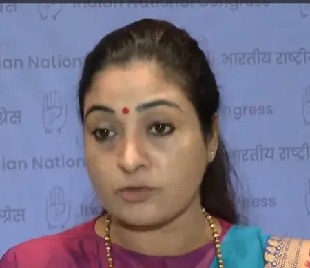 बिहार में महिलाओं को वोट से वंचित करने की साजिश: अलका लांबा