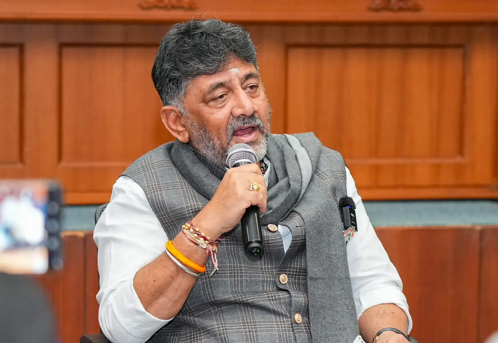 Will Shivakumar Meet Rahul and Sonia Gandhi?