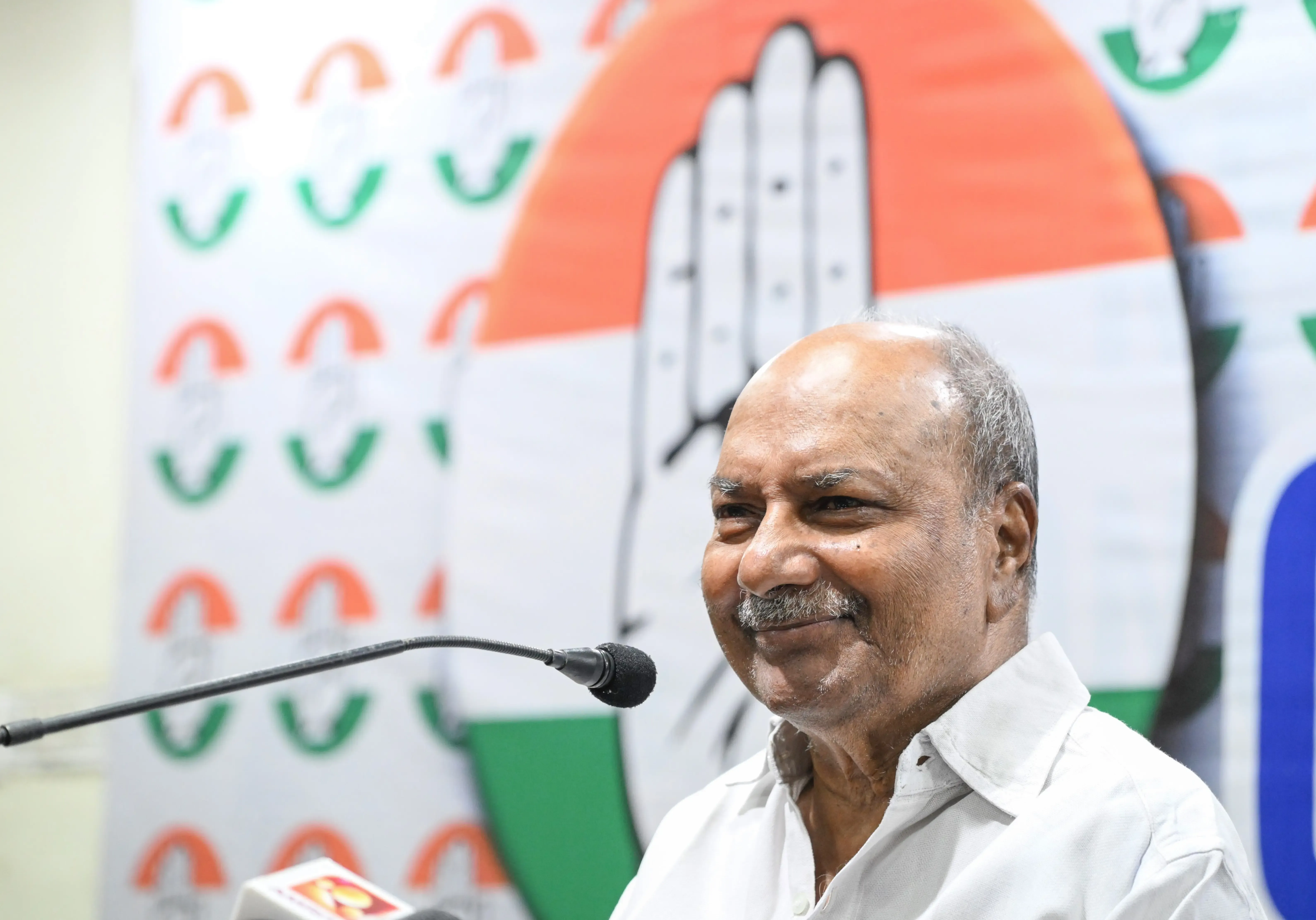 Will A.K. Antony Speak Out After Assembly Elections at 85?