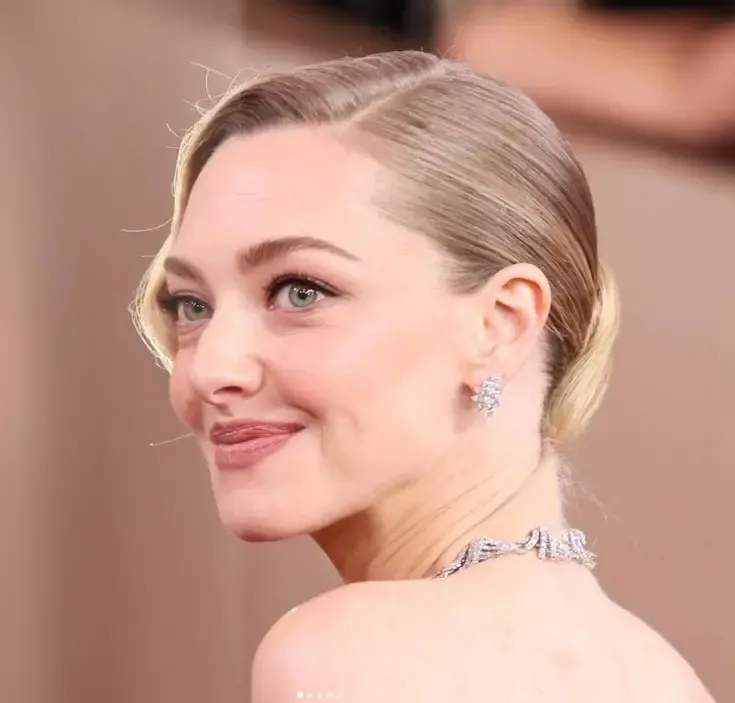 Does Amanda Seyfried Believe Winning an Oscar is Essential for Success?