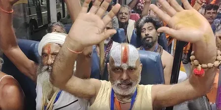 अमरनाथ यात्रा: बाबा बर्फानी के जयकारों के साथ रवाना हुए साधु-संत, बोले- यात्रा का अनुभव अद्भुत