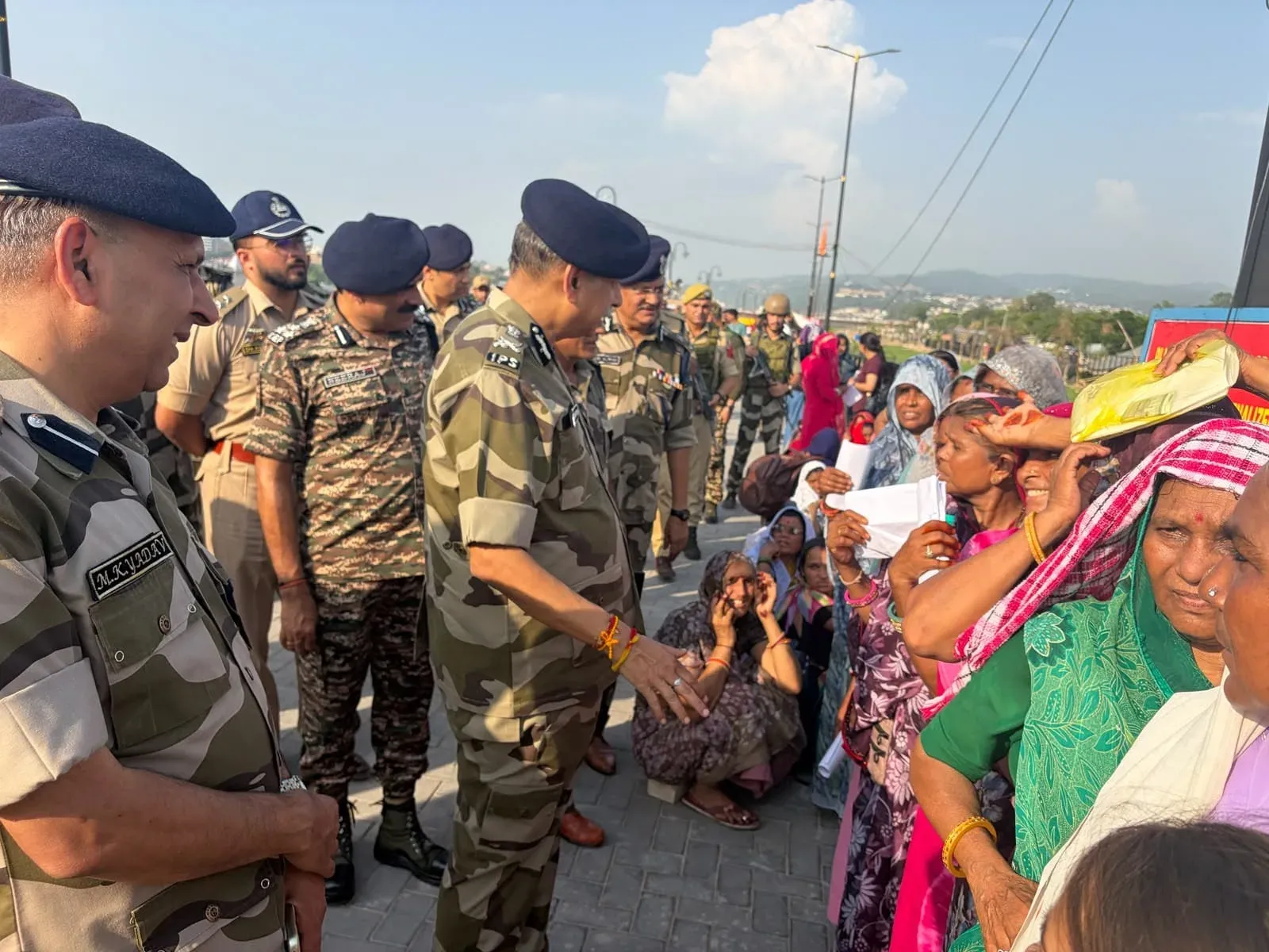 अमरनाथ यात्रा 2026: सीआईएसएफ महानिदेशक प्रवीर रंजन ने जम्मू में किया सुरक्षा व्यवस्था का व्यापक निरीक्षण