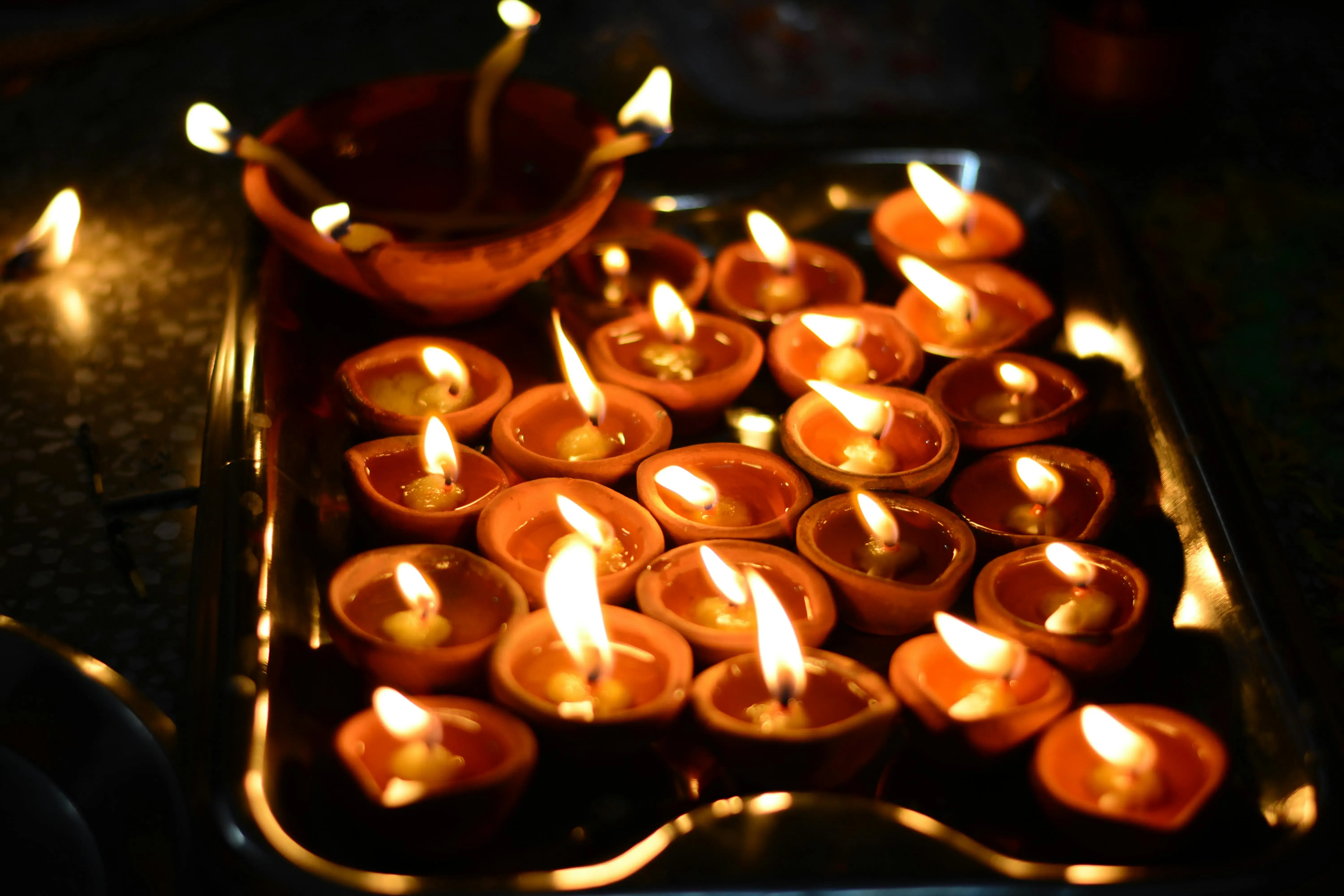 अमेरिका के किन शहरों में मनाई जाती है दीपावली, क्या है रोशनी के इस त्योहार की खासियत?
