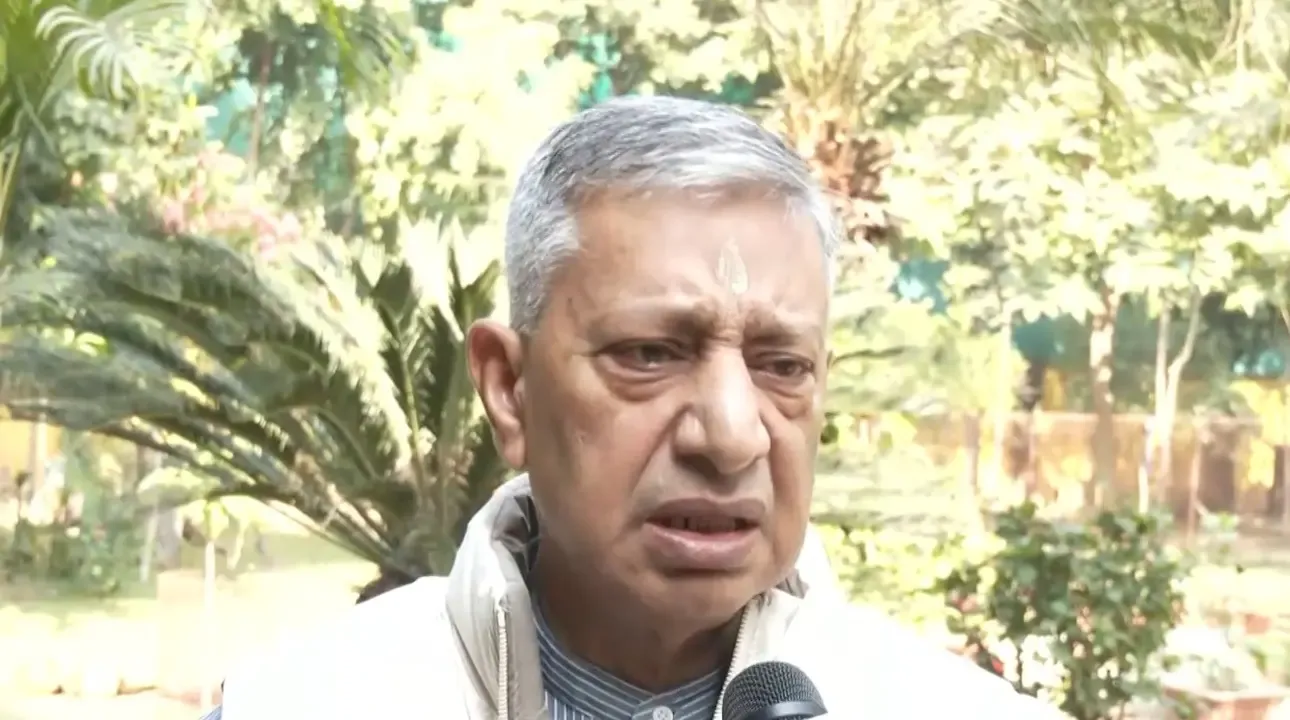 क्या अमेरिकी राष्ट्रपति पाकिस्तान को बढ़ावा दे रहे हैं? दिल्ली ब्लास्ट पर पूर्व डीजीपी एसपी वैद का बयान