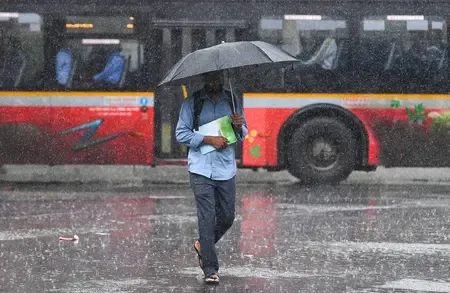 Why is the MeT Department Issuing a Red Alert in Mumbai?