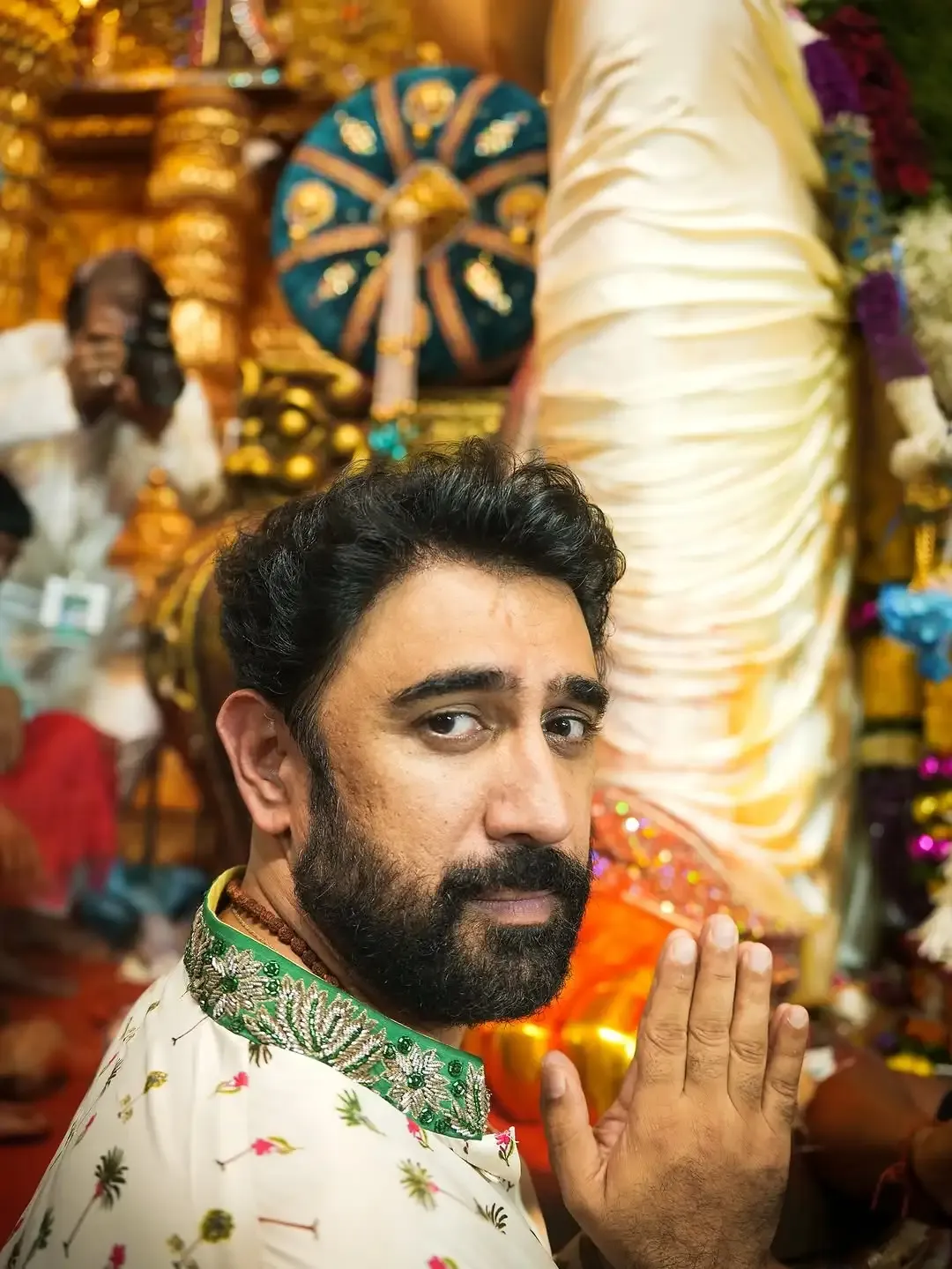 Did Amit Sadh Feel Blessed at Lalbaugh Cha Raja?