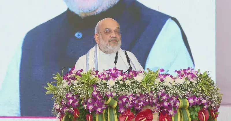 Amit Shah, CM Fadnavis present Lokmanya Tilak National Award 2026