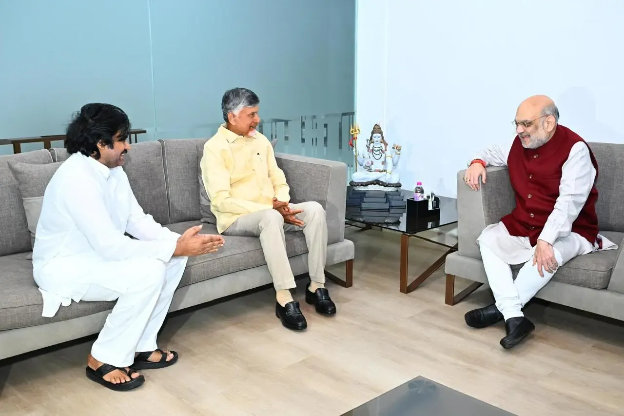 Amit Shah Engages in Dialogue with Chandrababu Naidu and Pawan Kalyan