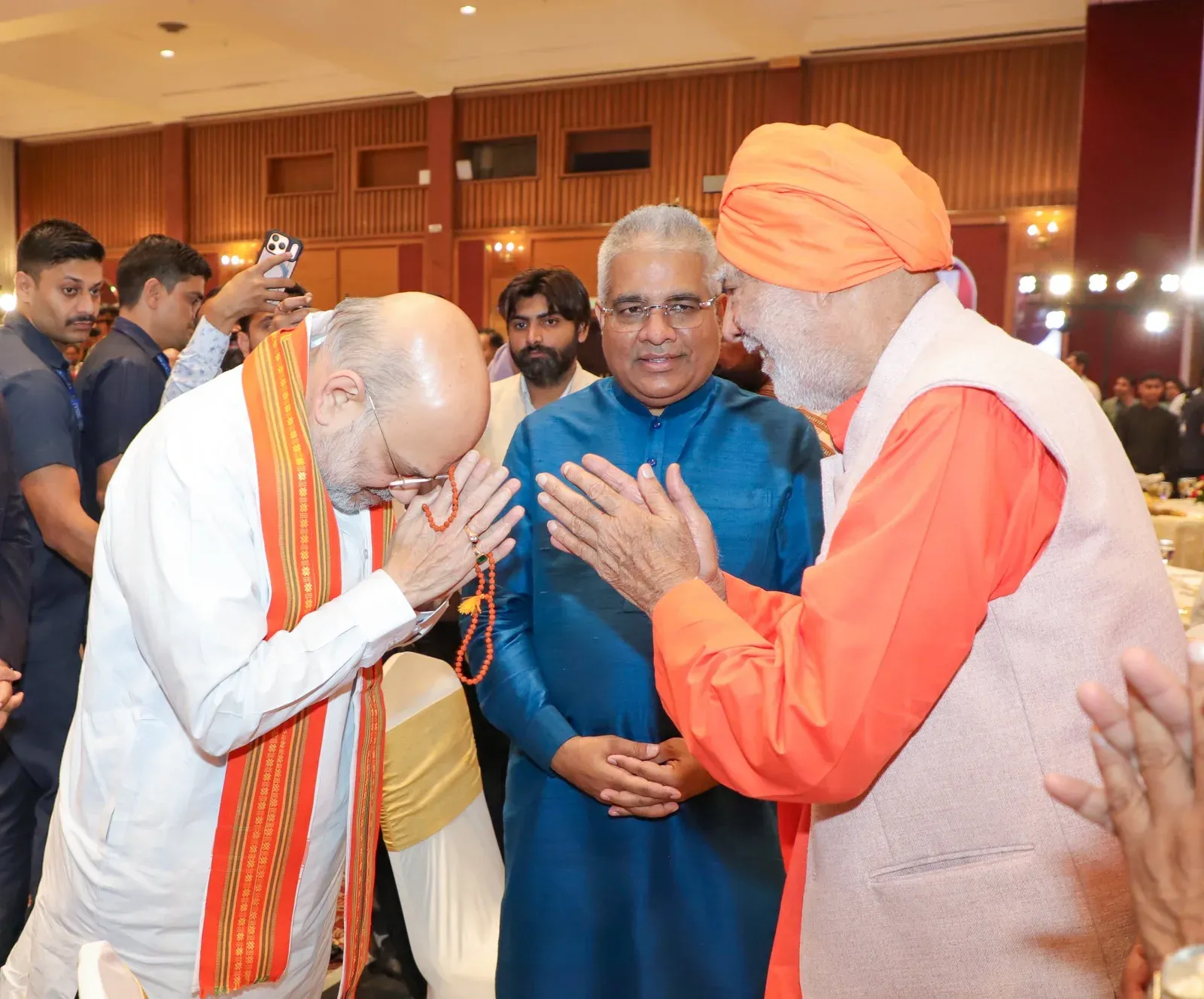 Amit Shah Hosts Dinner for Padma Awardees 2026