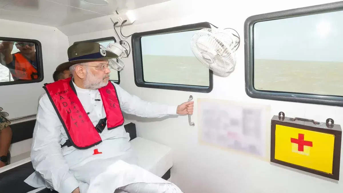 Amit Shah Inspects India-Pakistan Border at Sir Creek