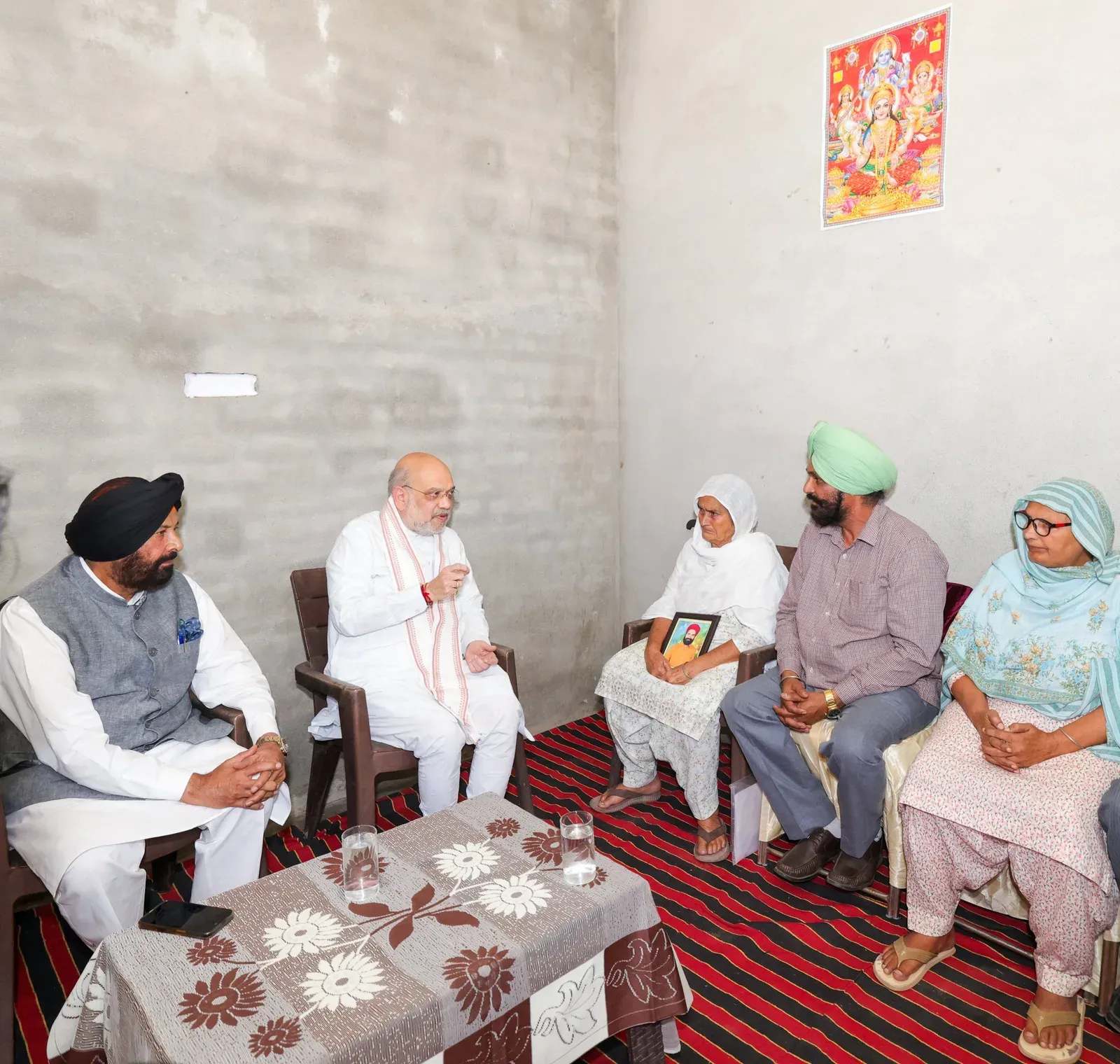 Amit Shah visits Vikramjit Singh's family in Gurdaspur