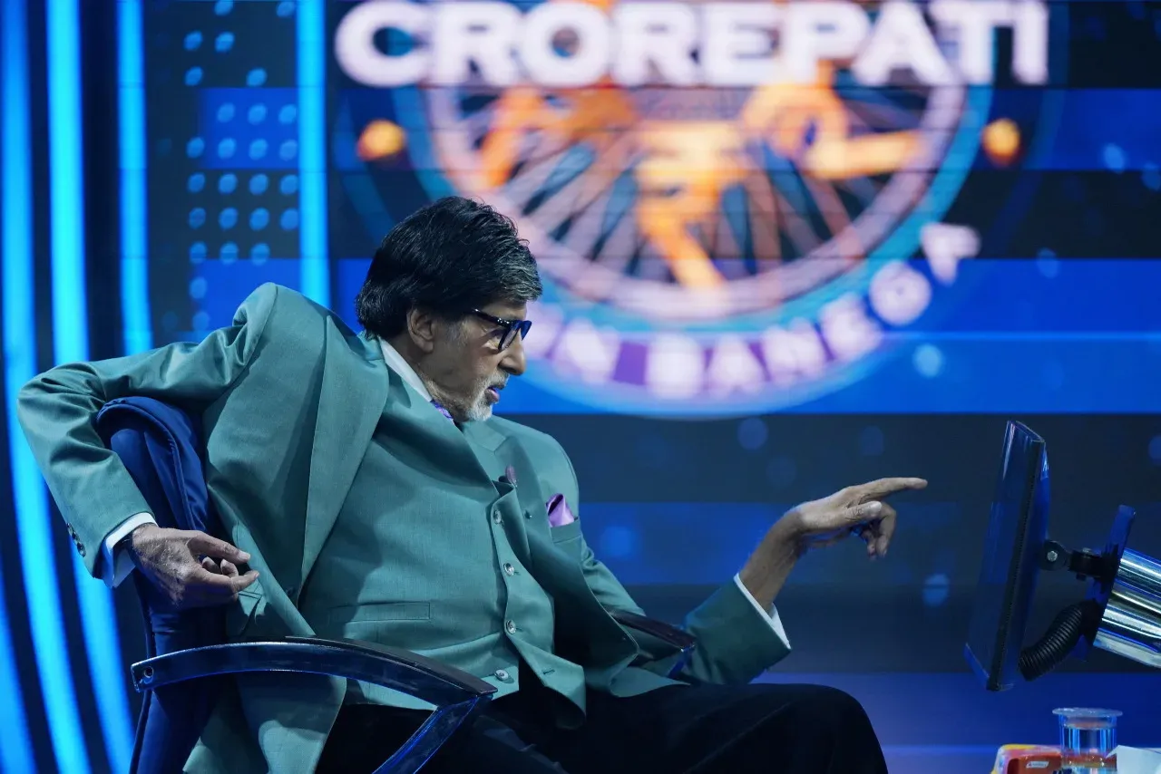 Amitabh Bachchan on height-shaming and being thrown off a film set