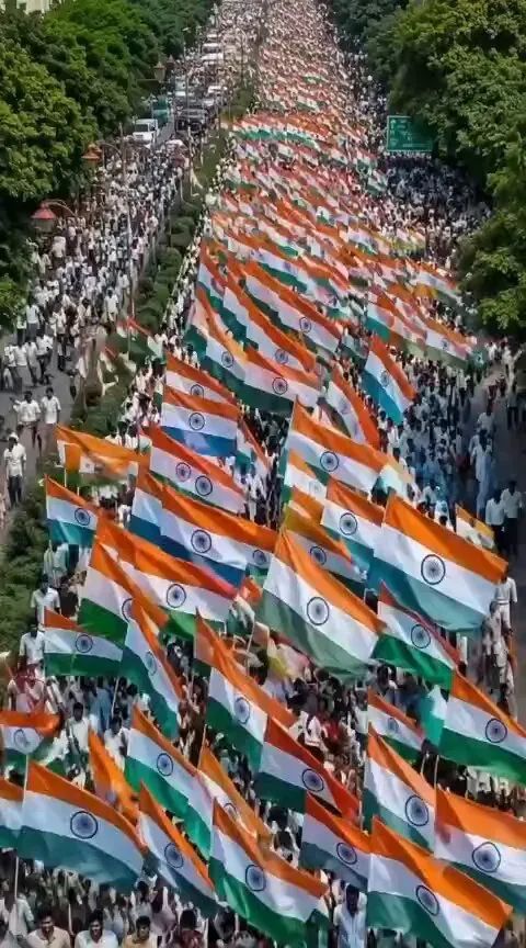 Anand Mahindra quotes Bharati on Independence Day