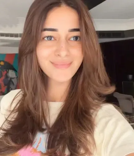 Ananya Panday's new summer haircut: straight layers and medium brown