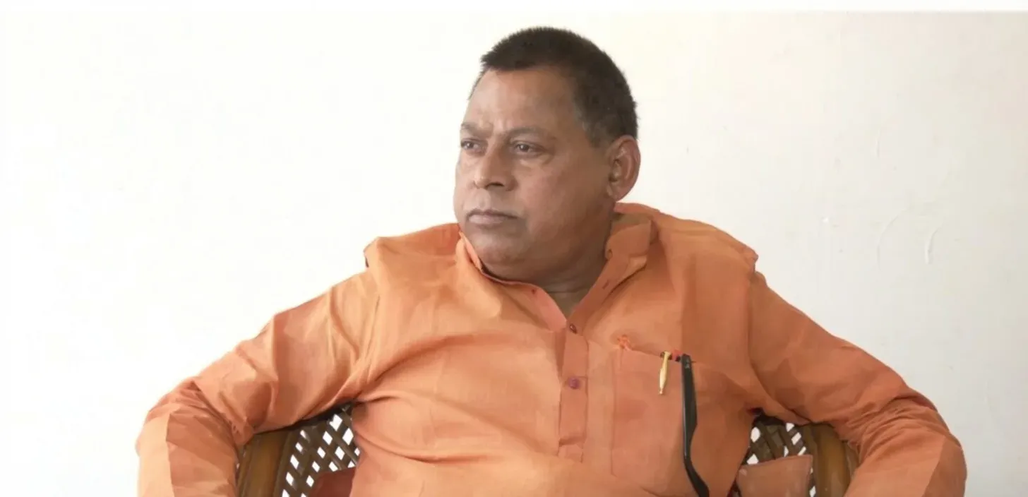 सुभाष यादव की साधु यादव को चेतावनी: 'अनर्गल बयानबाजी बंद करो, वरना खुलकर जवाब दूंगा'