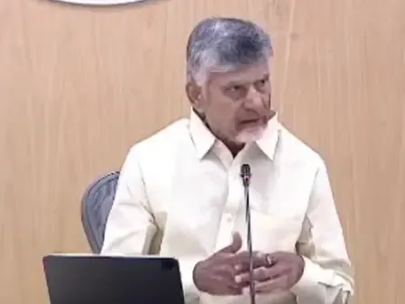 आंध्र प्रदेश: हादसों को लेकर सीएम ने अधिकारियों को लगाई फटकार, पूछा- कौन है जिम्मेदार?