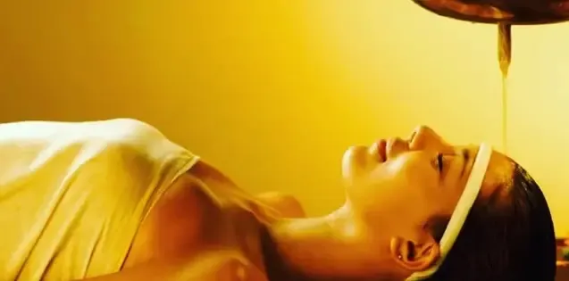 क्या अनिद्रा, माइग्रेन या तनाव के लिए शिरोधारा बेहद कारगर है?