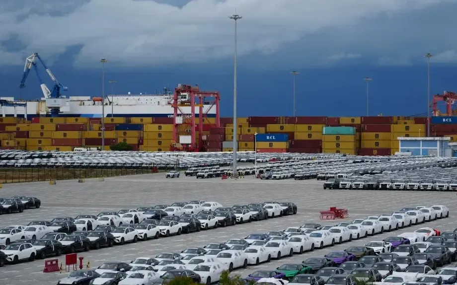 'बेल्ट एंड रोड' पहल की नई अहमियत: हंबनटोटा बंदरगाह पर 47%25 उछाल, अंतर्राष्ट्रीय मीडिया ने की तारीफ