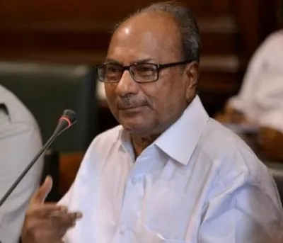 Antony Urges Congress Leaders to Focus on Kerala Local Body Elections Over Future CM Race