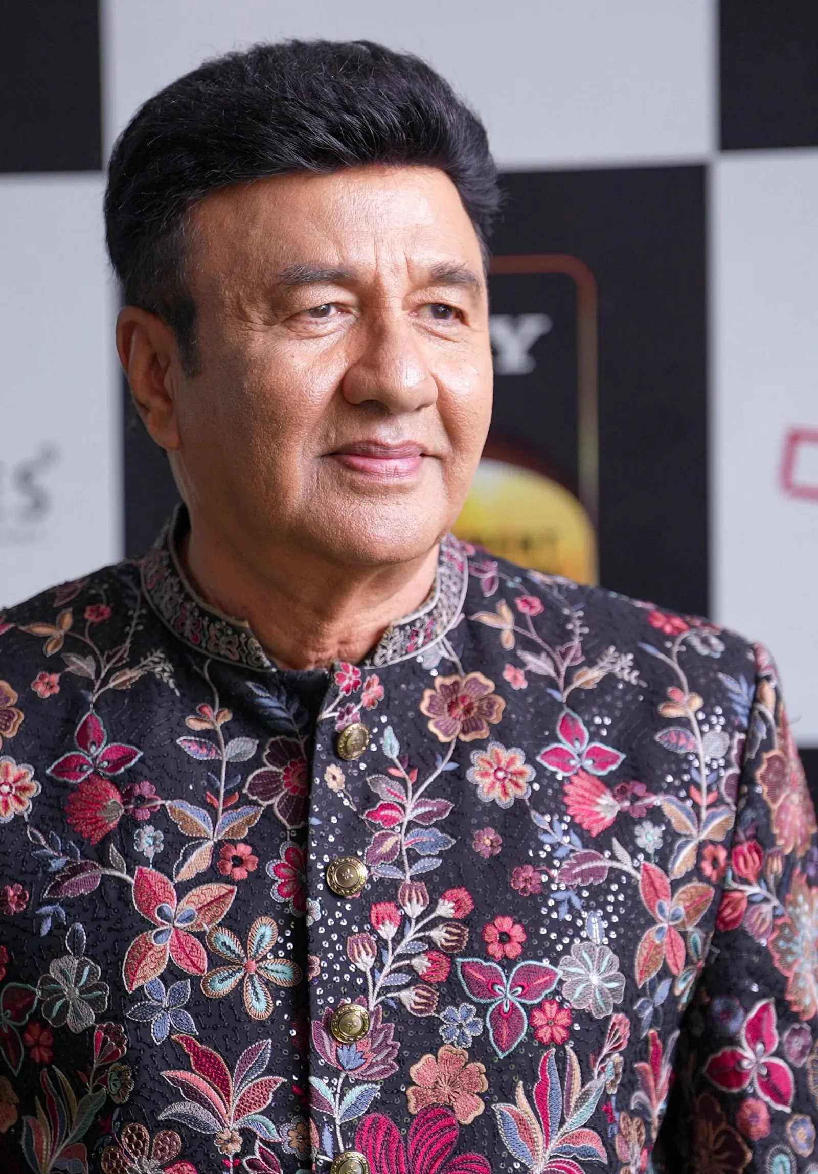 Anu Malik's musical play 'Jaane Pehchaane Anjaane' heads to America