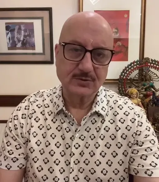 How Does Anupam Kher Describe the Evolving Father-Son Relationship?