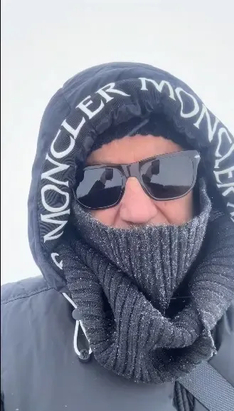 क्या अनुपम खेर ने स्विट्जरलैंड के बर्फीले पहाड़ का वीडियो साझा किया और अभिनेत्रियों को सलाम किया?