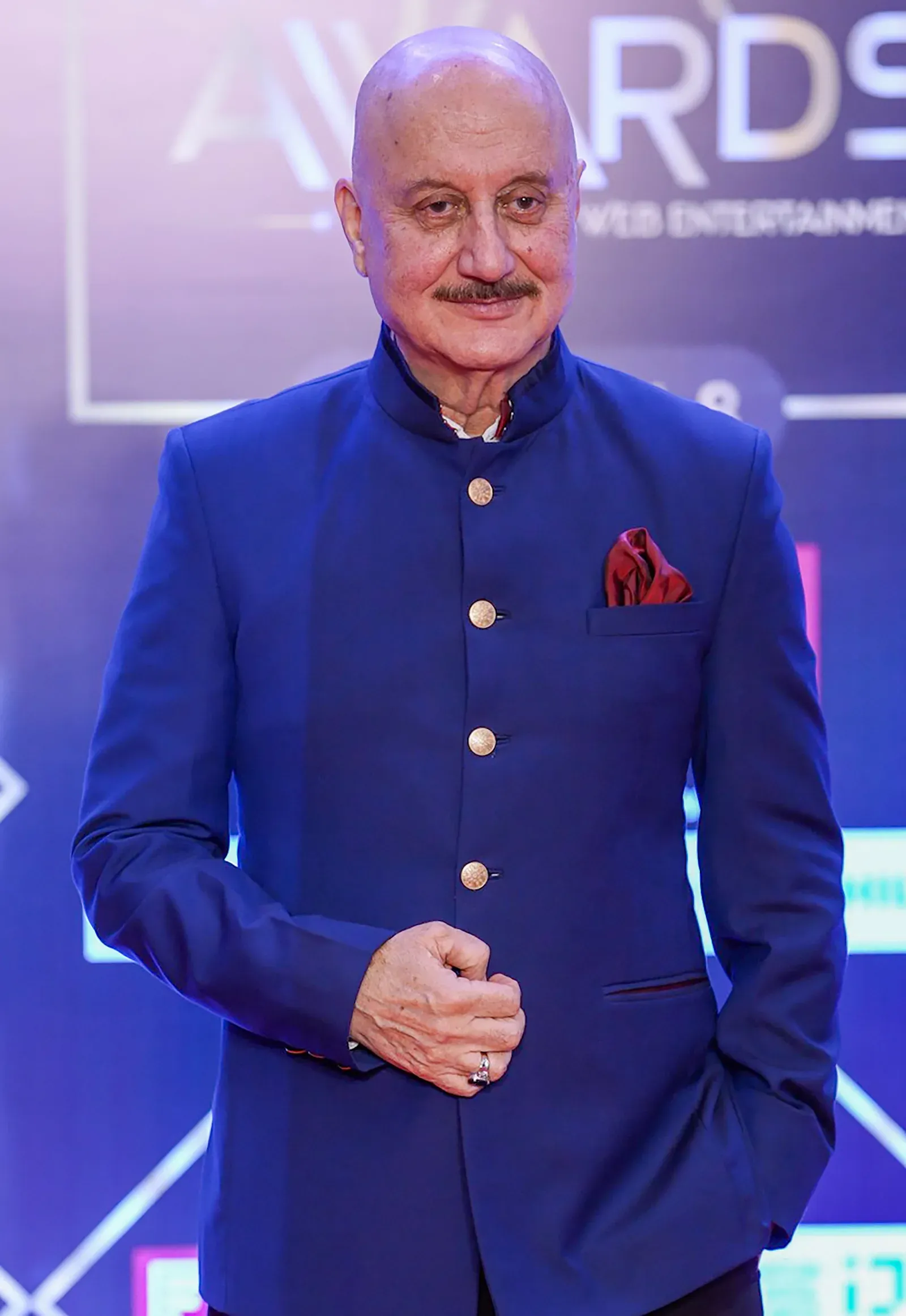 Anupam Kher honoured by world's top doctors and scientists at global medical event