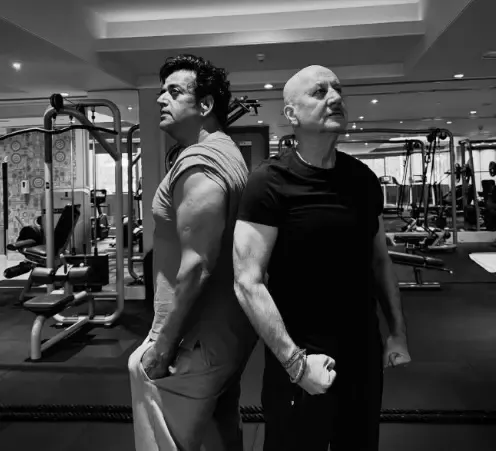 Has Anupam Kher Set New Fitness Goals with Ravi Kishan?